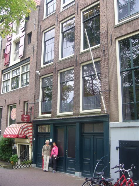 A esta estructura se le llamó la casa de ana frank y abrió sus puertas el 3 de mayo de 1960. karlaNL: ANNE FRANK HUIS, CASA DE ANA FRANK - AMSTERDAM