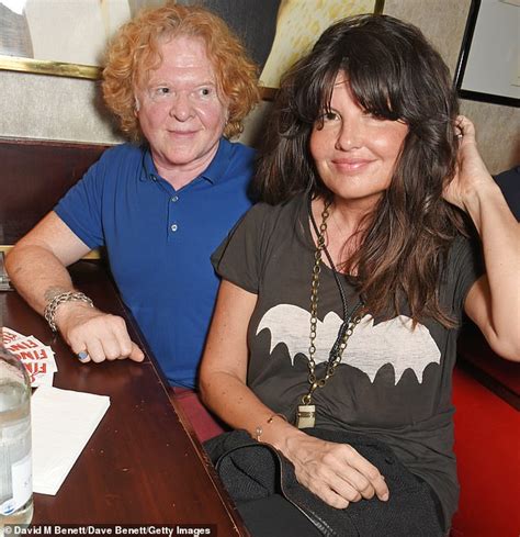 Simply Red Singer Mick Hucknall Denies Sleeping With 3000 Women Me And My Lifestyle Blog