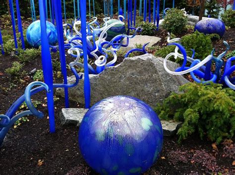 Chihulys Exihib Seattle Chihuly Glass Art Art And Architecture