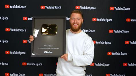 Did you scroll all this way to get facts about gold play button? Mike Posner Receives YouTube Gold Play Button Award - Mike ...