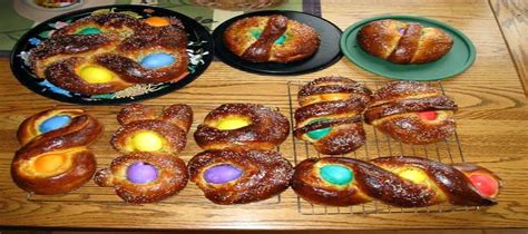 Chocolate kulich/paska/easter bread for russian orthodox easter. Easter Bread - Pane di Pasqua | The Source