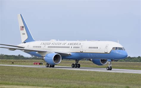United States Presidential Aircraft Air Force One Vip Military Aircraft Marine One History