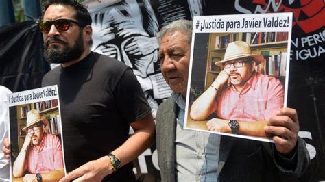 Mexican Journalists Protest Over Javier Valdez Killing Bbc News