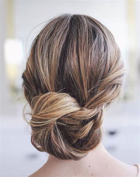 45 Most Romantic Wedding Hairstyles For Long Hair Hi
