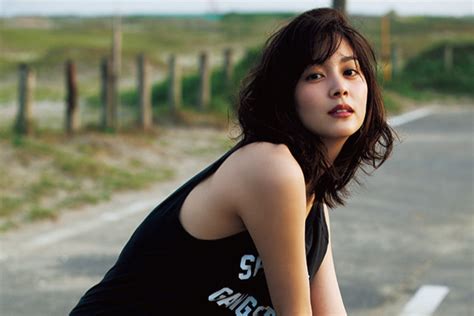 この度、石橋杏奈が第一子となる女の子を出産致しました。 母子ともに健康でございます。 下記、本人たちのコメントになります。 これからもあたたかく見守って頂けますと幸いです。 松井裕樹. 石橋杏奈の水着姿や美脚を見せる写真集Clarity!気になるカップ ...