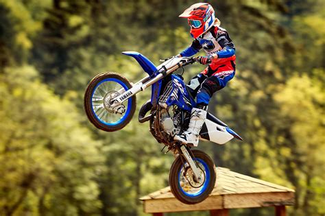 Engine service, general information, transmission, chassis, lighting. 2018 Yamaha YZ85 Review • Total Motorcycle