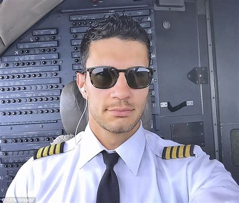 Puerto Rican Pilot Wins Instagram Followers With Sexy Selfies Daily