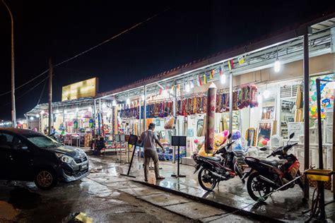 Mekân pasar malam wakaf che yeh berada disebelah sahaja tersangat popular disini. 28 Tempat Menarik Di Kota Bharu | Panduan Bercuti Ke ...