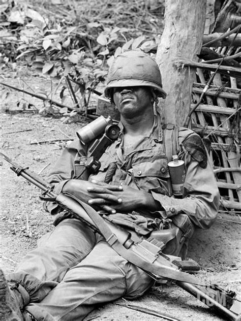 1st Air Cav Soldier ~ Vietnam War Vietnam War Vietnam War Photos