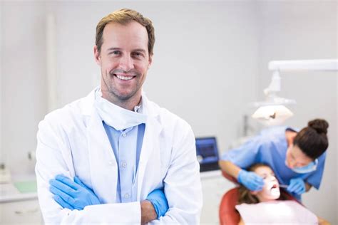 La Profession De Dentiste Au Québec Centre Dentaire Rdp