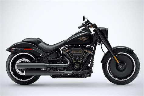 Harley Davidson Celebrates 30 Years Of Fat Boy Blacked Out 30th