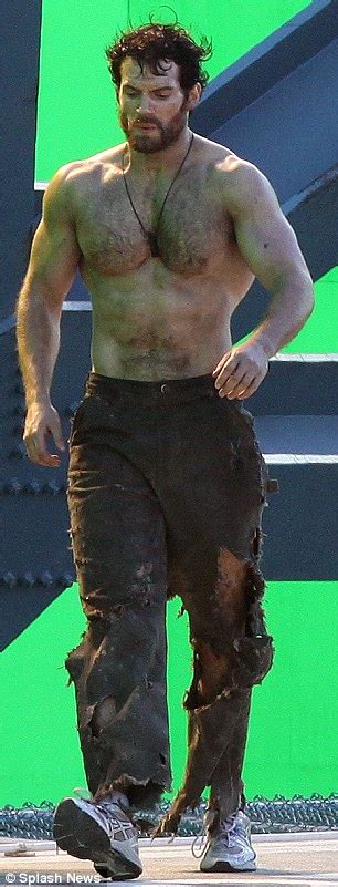 man of steel henry cavill shows off his muscles on set of new superman movie daily mail online