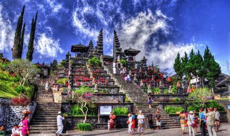 5 Most Beautiful Temples In Bali That Will Take Your Breath Away
