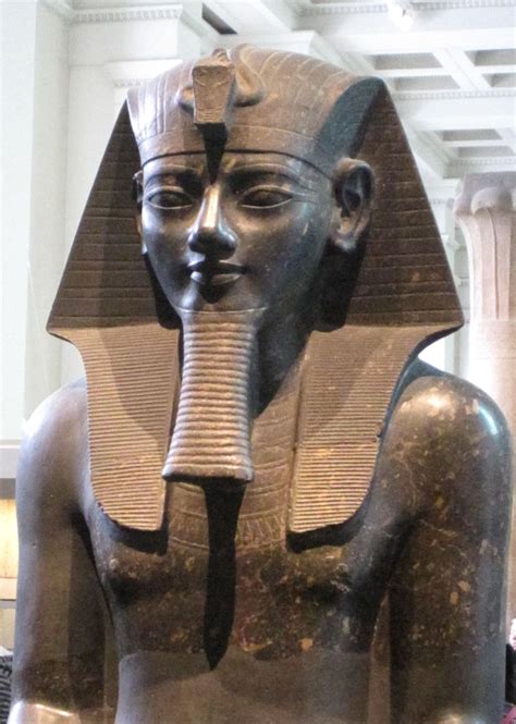 pharaoh amenhotep iii and queen tiye