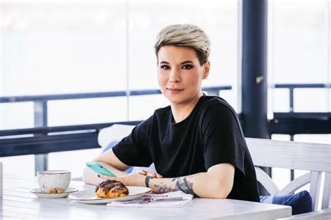 Зоя яровицына про любовь к коту. Зоя Яровицына - личная жизнь, фото, биография, новости