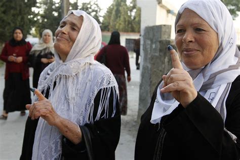 Tunisian Government Lifts Ban On Muslim Women Marrying Non Muslims
