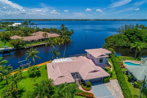 5 Waterfront Homes For Sale In Stuart That Will Motivate You