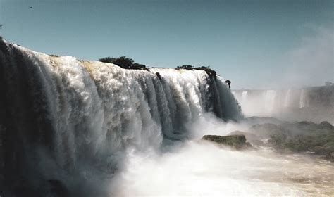 Visiting The Iguazu Falls Curiosities And Best Hotels