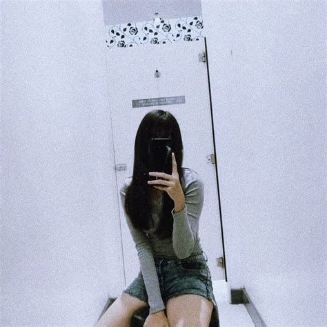 Ulzzang Icon Aesthetic Rpw Mirrorshot Faceless Face L Ulzzang Icons Selfie Mirror