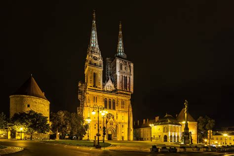 4k 5k City Of Zagreb Croatia Houses Monuments Street Lights Hd