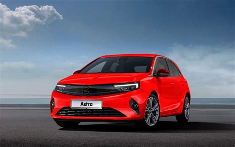 Opel astra 2021 modeli her açıdan alınabilecek sedan tarzı araçların başında geliyor. Opel Astra 2021 ¿qué novedades y cambios se esperan de él?