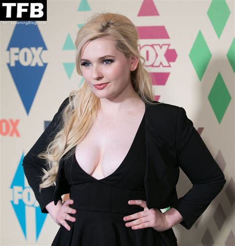 Abigail Breslin Sexy Topless Pics Everydaycum The Fappening