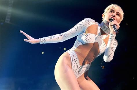Miley Cyrus Kicks Off Sexy Bangerz Tour In Vancouver Billboard