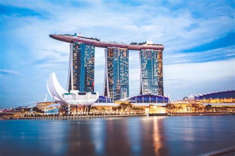 It certainly doesn't feel like staying in one of the best budget hotels in singapore. Marina Bay Sands Hotel Review | Luxury Travel Blogger ...