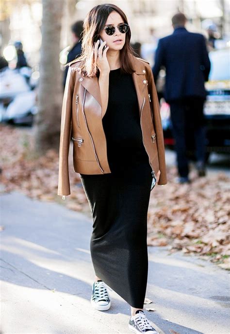 Long Dress And Sneakers Maxi Vestido Y Deportivas Front Row