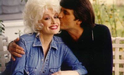 For dolly parton, absence really does make the heart grow fonder. Dolly Parton Shares Secret to Long Marriage | HERS Magazine