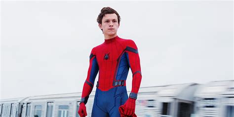 The couple were photographed packing on the pda at a red light during a sunset drive in holland's $125,000 audi sports car. Does Tom Holland Have A Girlfriend Now and Did He Date ...