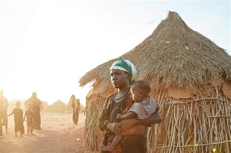 Die heutige nationalhymne besteht seit 1997 aus dem vor allem unter der schwarzen bevölkerung. Armut in Afrika: Die Fakten | SOS-Kinderdörfer