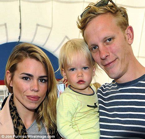 Mar 25, 2021 · richard gilliland, 'designing women' actor and husband of jean smart, dies at 71. It's not all happy families! Acting legend James Fox on ...