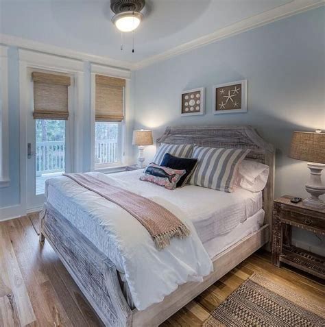 Whether you want inspiration for planning a coastal bedroom renovation or are building a designer bedroom from scratch, houzz has 45,071 images from the best designers, decorators, and architects in the country, including whitten architects and brandon architects, inc. Look at this fantastic photo - what a very creative design ...