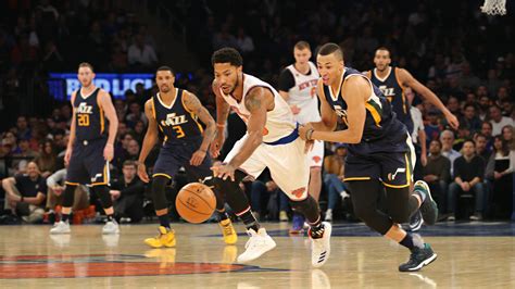 Defensive Lapses Cost Knicks Against The Jazz The New York Times