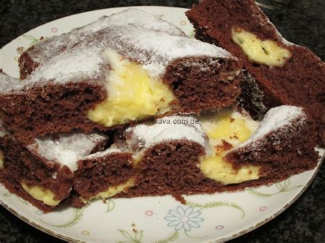 Schneller Schokoladenpudding-Klecksenkuchen Backen