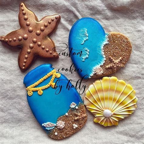 647 Likes 43 Comments Custom Cookies By Holly Customcookiesby