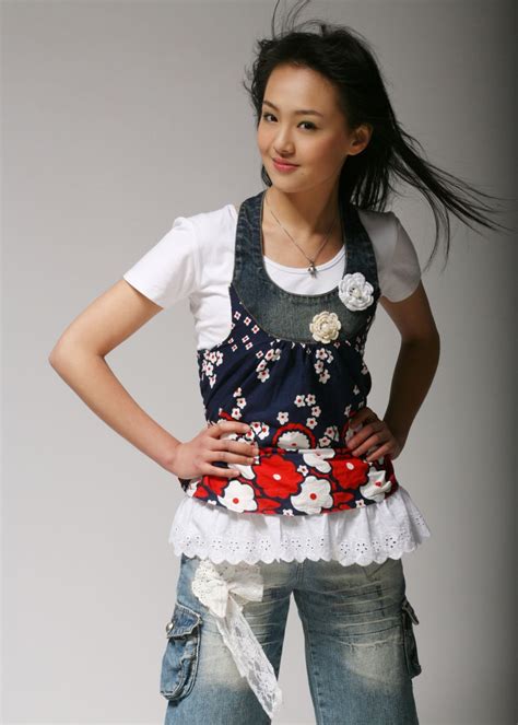 Of the two former partners, zheng is the most famous celebrity. Chinese beautiful girl Zheng Shuang 郑爽 - I am an Asian Girl