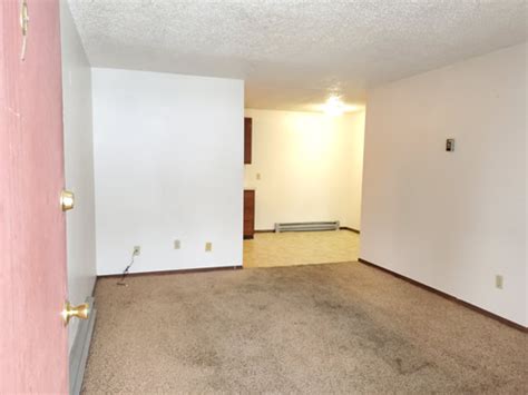We provide a cost calculator, pricing tools, and more so you'll know exactly what it will cost to live in the city you love. Apartment Rentals: Aegis Apartments, Pullman, WA: apartment 9.