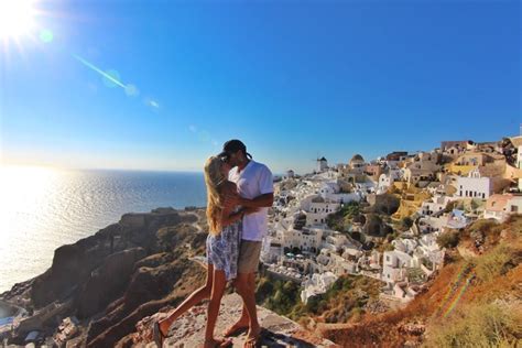 5 Romantic Places For Couples In Santorini The Blonde Abroad