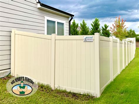 Tan Vinyl Privacy Fence Big Jerrys Fencing Fence Company
