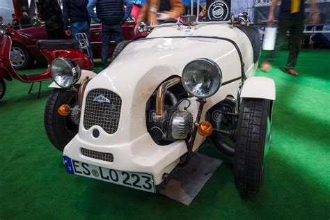 A British Kit Car Lomax 223 Based On The Mechanical Components Of The