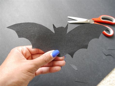 Flying Halloween Bats Tutorial Free Printable Lizventures