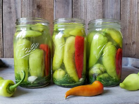 Quick And Easy Refrigerator Pickled Peppers Recipe Homestead And Chill