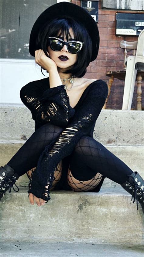 Pin By Dmitry On Vi Goth Steam Cyber Hot Goth Girls Gothic Fashion Women Goth Women