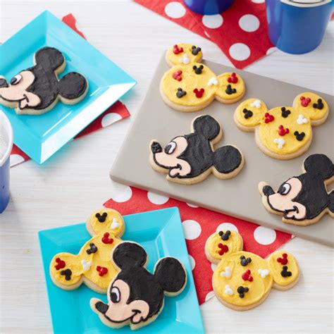 Wilton Disney Junior Mickey Mouse Cookie Cutter Set 2 Piece — Cake And