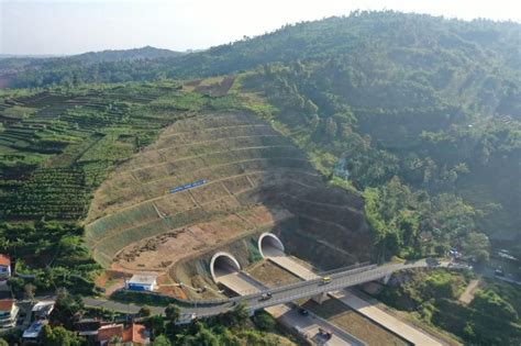 Terowongan Tol Cisumdawu Berhasil Tembus Bukit Muara Indonesia News