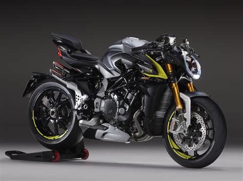 The styling, for starters, is unique and sculpted like a work of art. MV Agusta Brutale 1000 RR 2020 - La barre des 208cv et ...