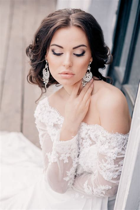 Hair&makeup runa mirza mua designer nikaza asian couture manoj. Gorgeous Wedding Hairstyles and Makeup Ideas - Belle The ...