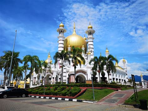 See more of masjid diraja ubudiah kuala kangsar on facebook. Solat Di Masjid Ubudiah, Kuala Kangsar Yang Tersergam Molek